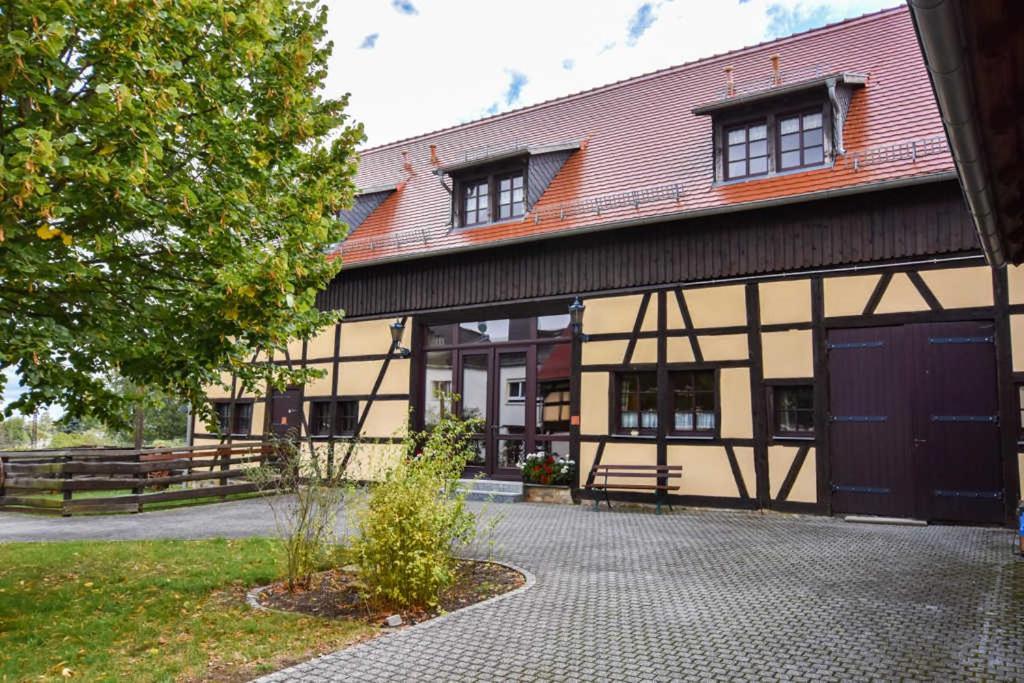 Lavendelhof Die Idyllische Landpension Crimmitschau Exterior foto